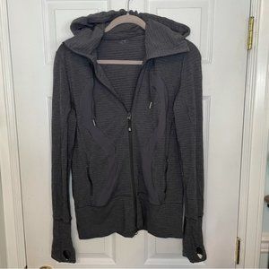 LULULEMON Grey Stride Zip Up Hooded Jacket 8